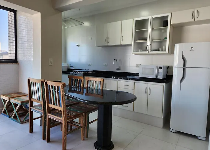 Flats Capitania Varam Pitangueiras Guarujá