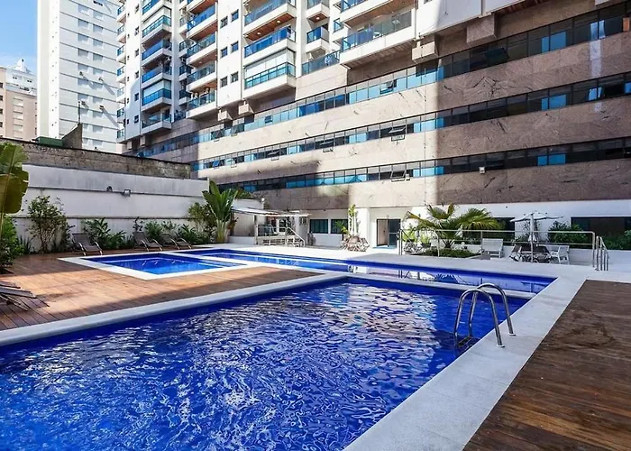 Flats Capitania Varam Pitangueiras Guarujá